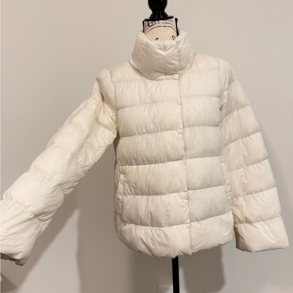 Uniqlo Powder Soft Down Puffer Jacket Yvory Cream Sz M Cabin Cozy Core - Picture 9 of 13